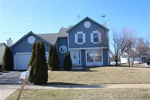 200 Dickens Trl photo 1