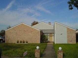 12130 Meadow Pines Dr, Stafford, TX 77477
