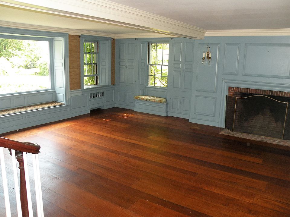 256 Northfield Rd, Lunenburg, MA 01462 Zillow