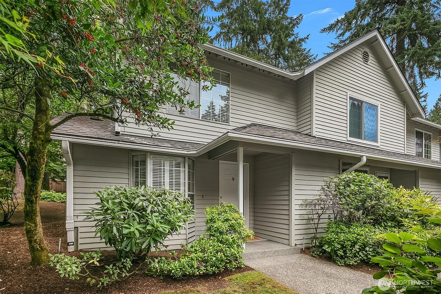 8527 134th Court NE photo 1