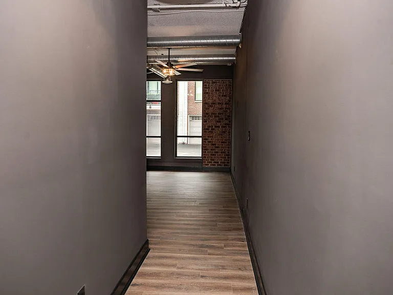 275 S Limestone St #150 — Photo 38