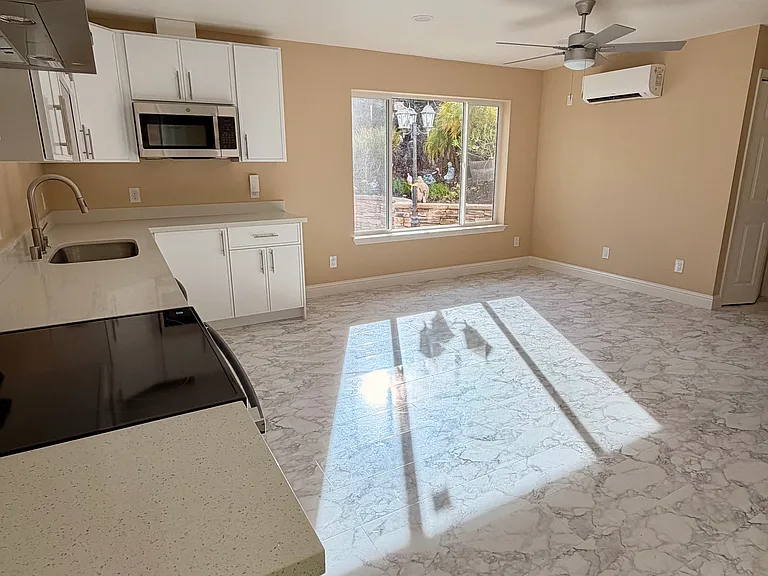 3110 Enfield St #B — Photo 12