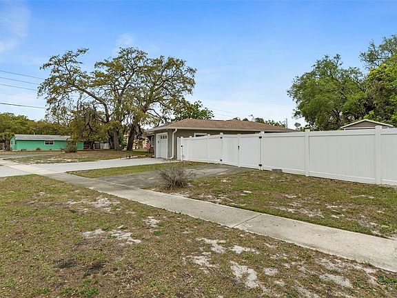 2nd image of 7367 Gates Cir
