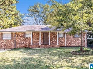 1924 Longview Dr, Bessemer, AL 35023