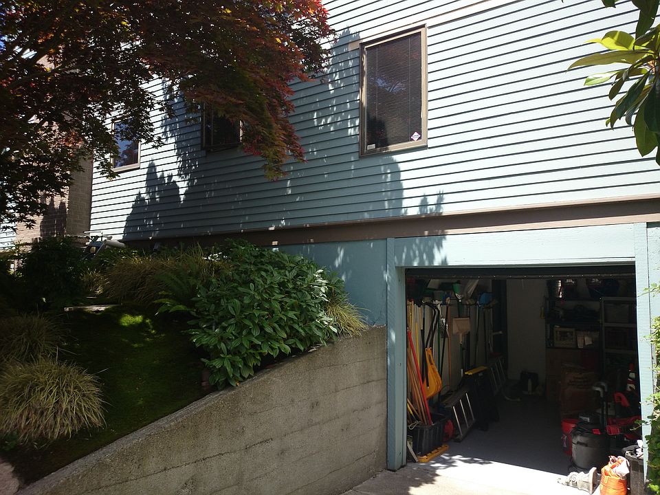 2nd image of 2302 Broadway E