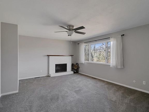 4th image of 6012 N Bent Oak Ln #116