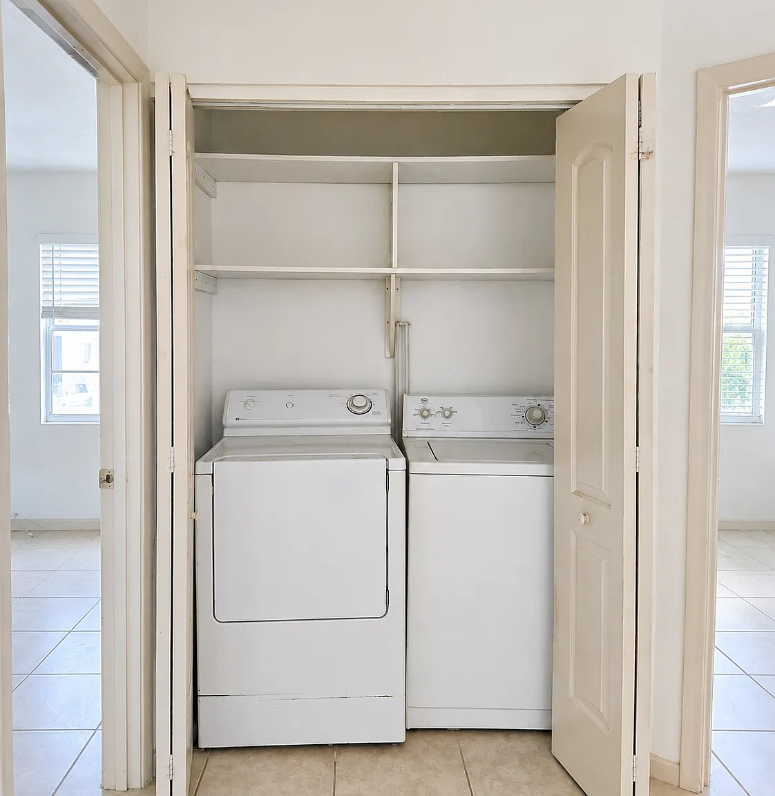 2 bed, 900 sqft, $1,650 — Photo 2