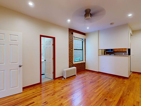 2nd image of 563 W 184th St #2Z