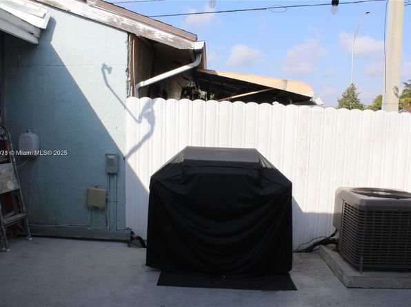 18916 NW 46th Ave, Miami Gardens, FL 33055