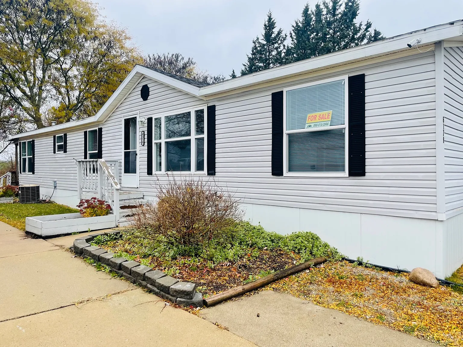 6179 Heathwood #249 photo 1