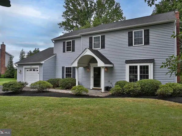 1574 Grey Ln, Warminster, PA 18974