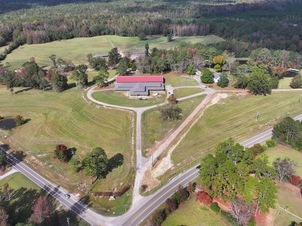 3695 Georgia Rd, Wetumpka, AL 36092
