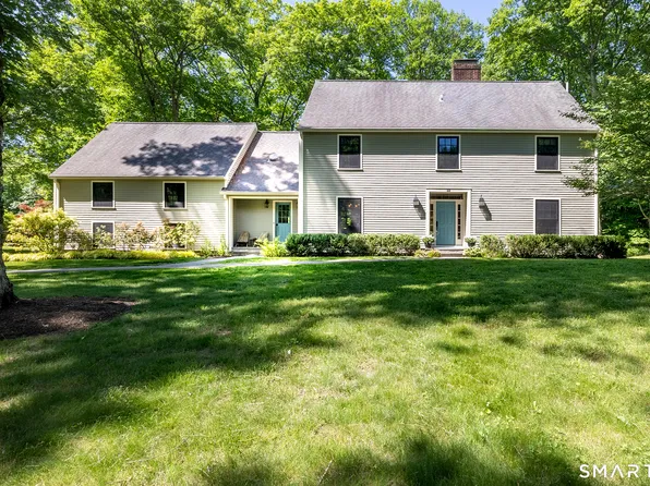 33 Hunter Lane, Ridgefield, CT 06877