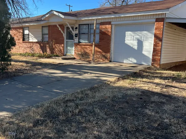 3119 Oak Dr, Amarillo, TX 79107