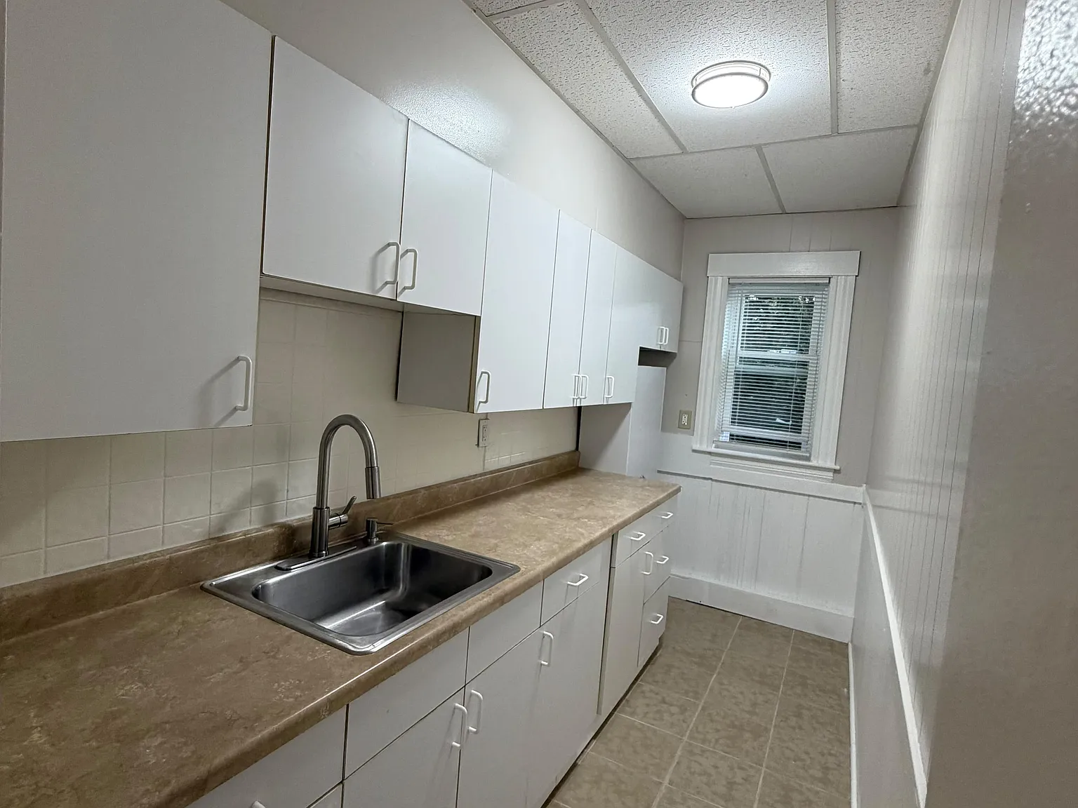 3 bed, 1294 sqft, $2,900 — Photo 2