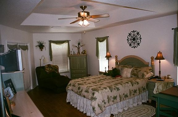 2nd image of 10405 N Marigold Ter