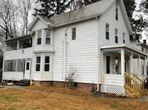 22 Gaston St, Easthampton, MA 01027