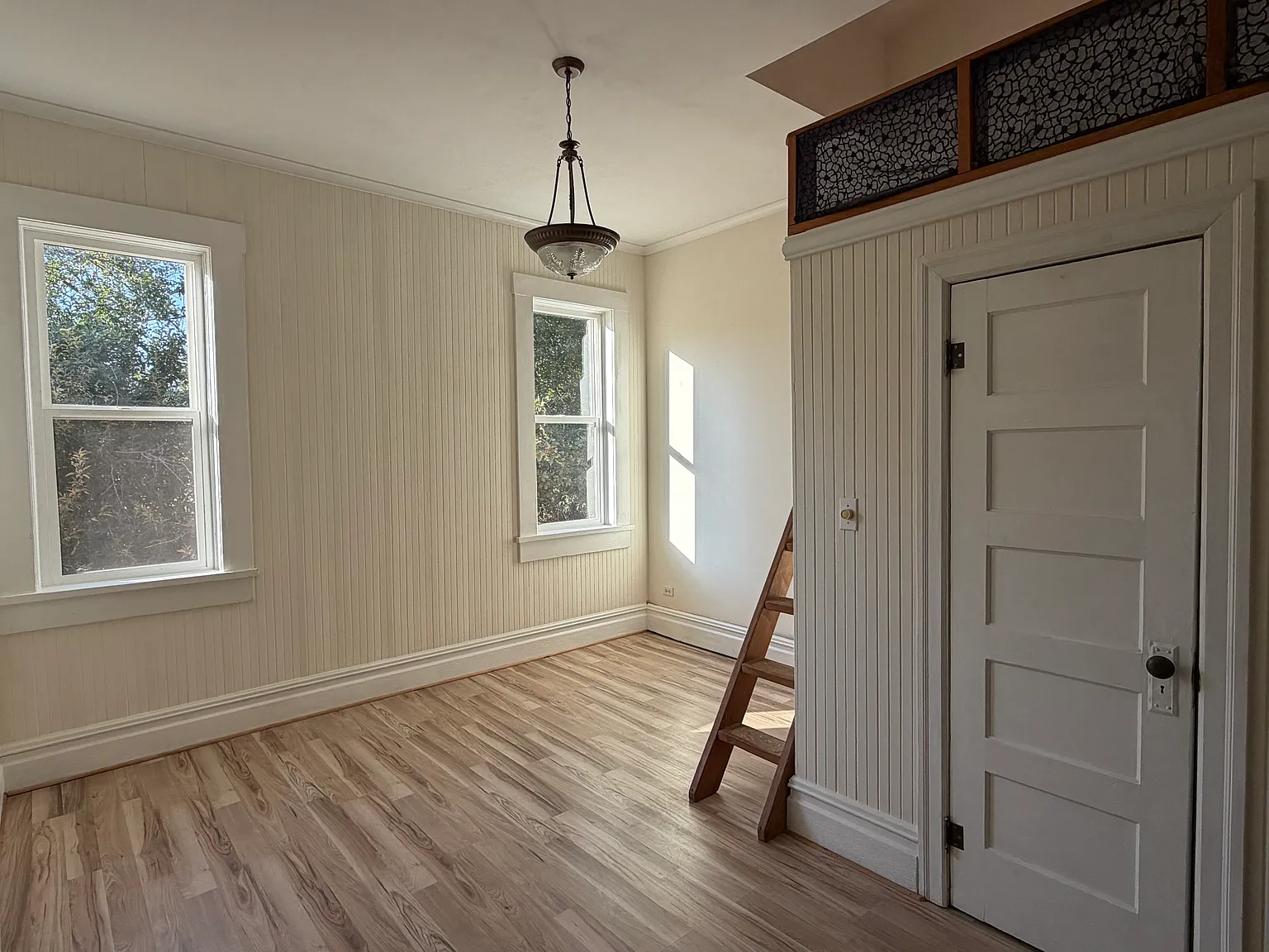 Studio, 325 sqft, $675 — Photo 2