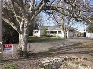 707 W Sutter Island Cross Rd photo 1