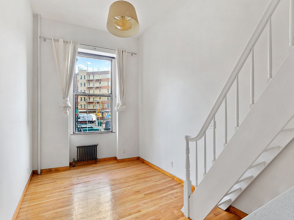 1st image of 599 Hudson St APT 1A