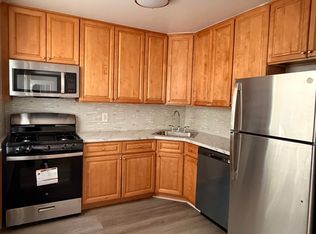 61-35 224th St #1, Oakland Gardens, NY 11364