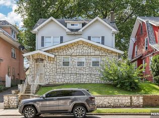 28 Scheerer Ave, Newark, NJ 07112