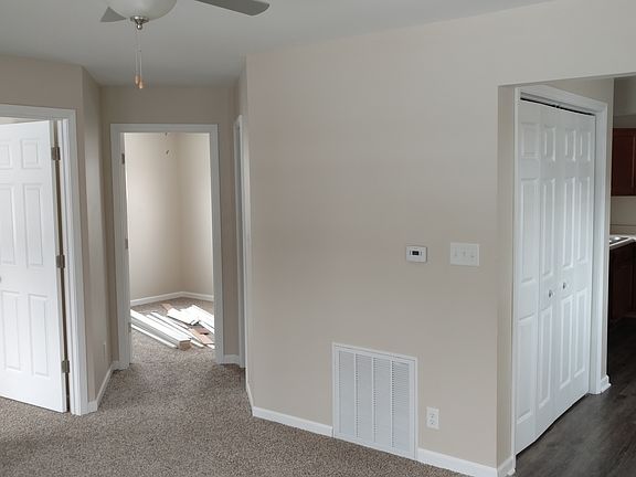 3rd image of 220 Superior Ave