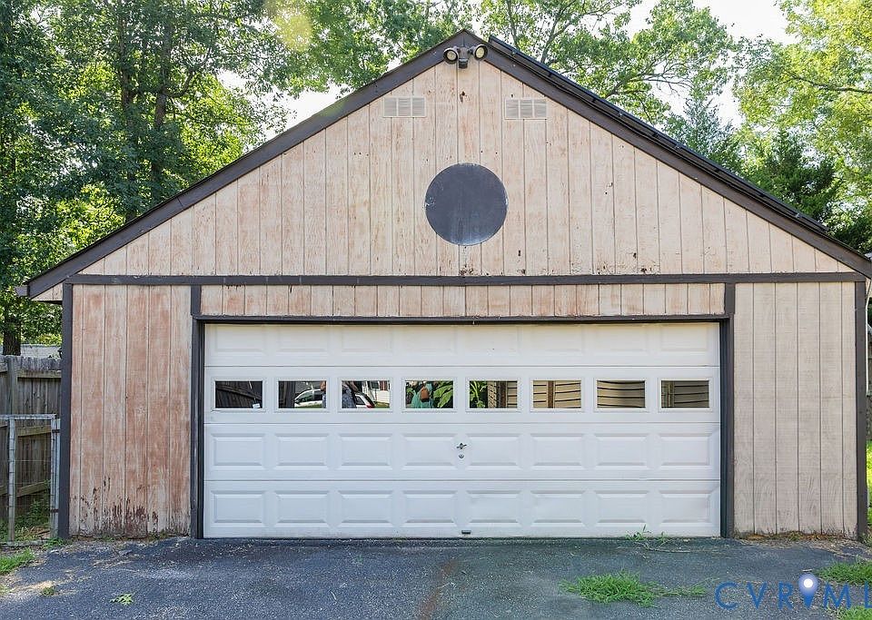 9323 Edington Dr, North Chesterfield, VA 23237 | MLS #2618921 | Zillow