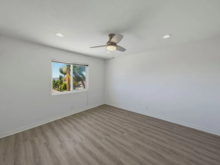 1038 Rimwood Dr — Photo 20