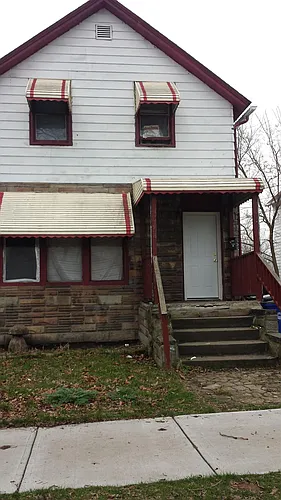 3034 Walton Ave #UPPER Photo 1 3034 Walton Ave #UPPER Photo 1