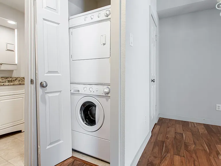 6210 Oram St #5 — Photo 9