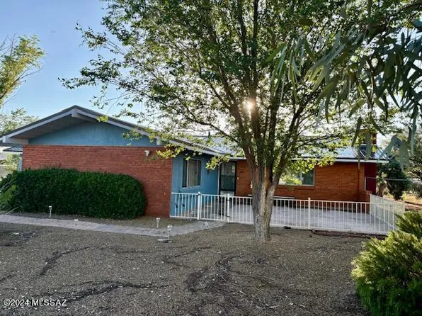 102 N Dale Rd, Pearce, AZ 85625