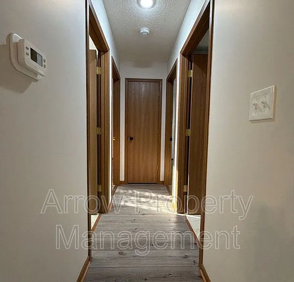 535 S Oak St #1 — Photo 5