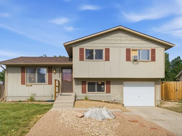 8204 Taylor Ct, Fort Collins, CO 80528