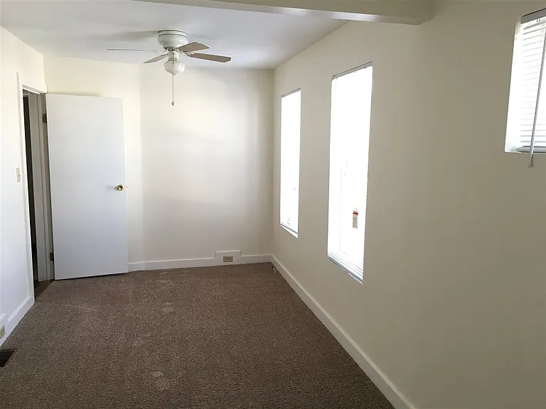 82 3rd St #1 — Photo 32