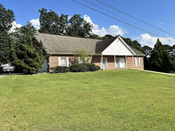 8008 Pecan Dr