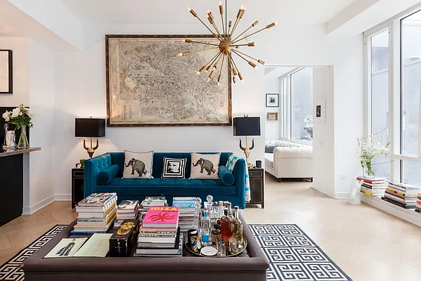 Sold by Compass | media 1