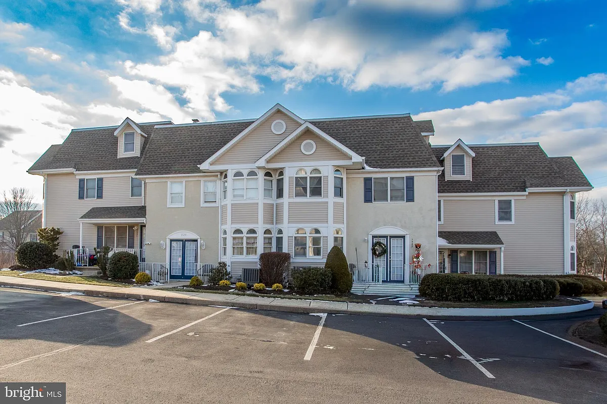 Building Photo - 1529 Margaret Ct