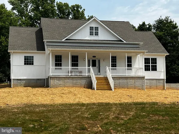 1901 Bowers Rd, Kearneysville, WV 25430