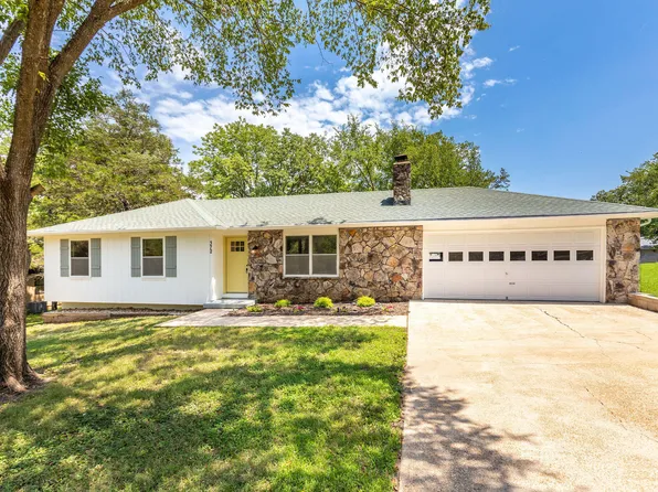 372 Greenbrier Lane, Hollister, MO 65672