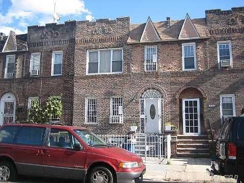 1st image of 2547 100th St