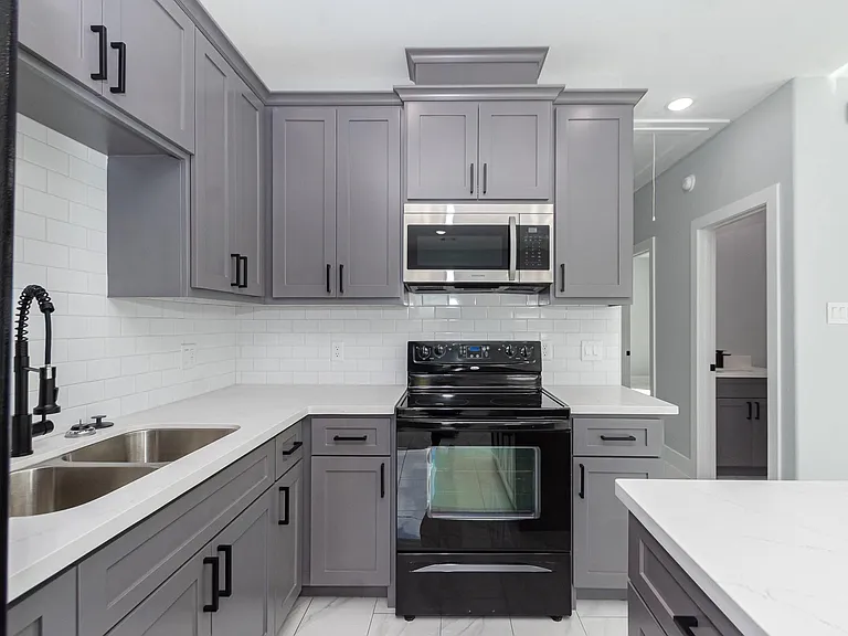 6513 Avenue B #B — Photo 11