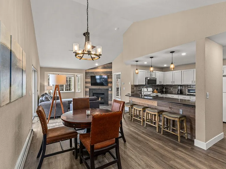 3377 Sunburst Ct #ID1564301P — Photo 6