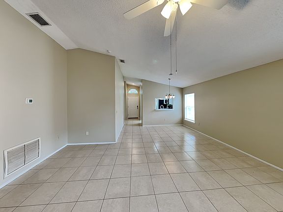 4th image of 11115 Whittney Chase Dr