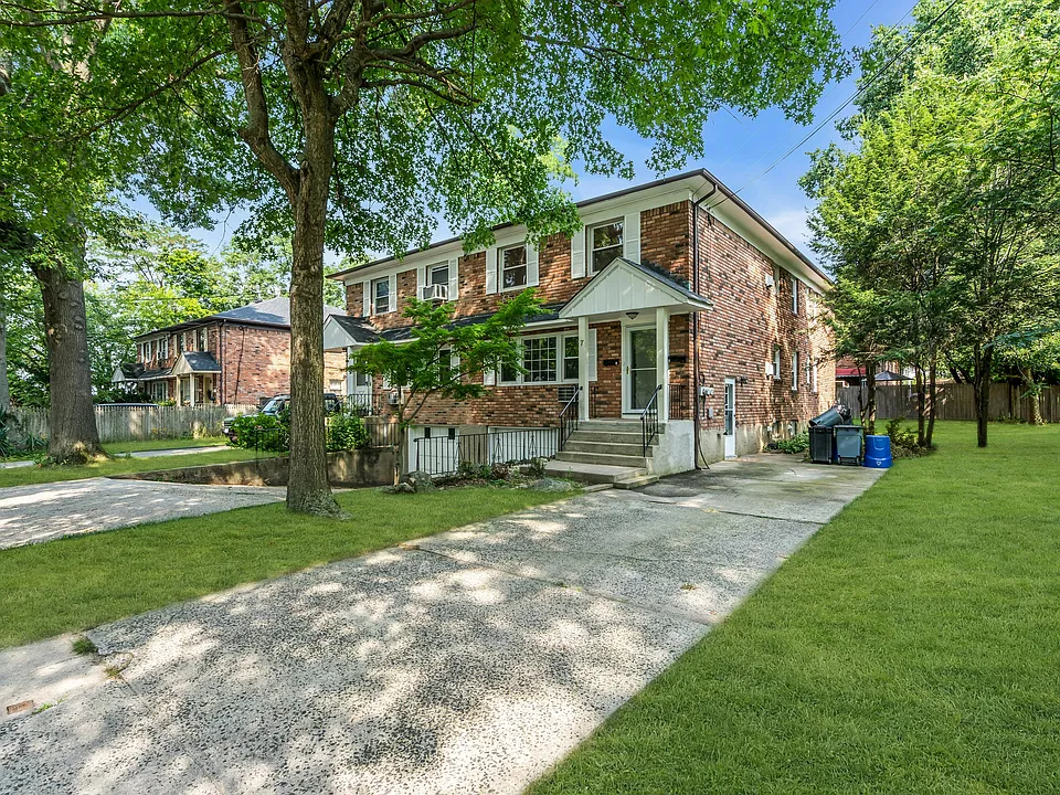 7 Anchorage Rd #2