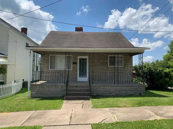 21 Olive Ave, Moundsville, WV 26041