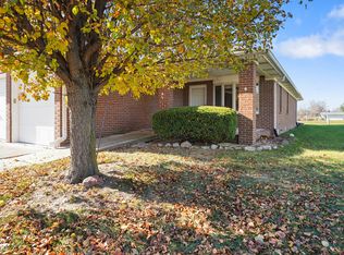 11830 Civic Cir, Mooresville, IN