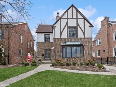 2744 Ridge Ave, Evanston, IL, 60201