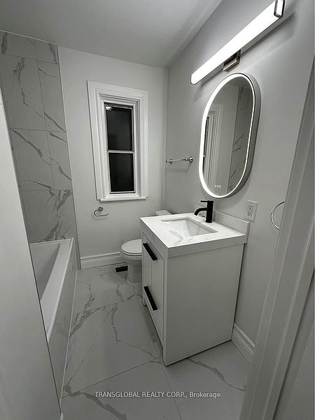 Toronto House for rent - 3 Bedrooms — photo 10