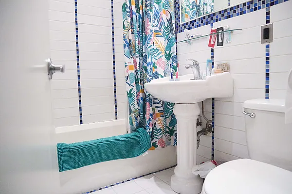 Rented by Lofts and Flats LLC | media 10